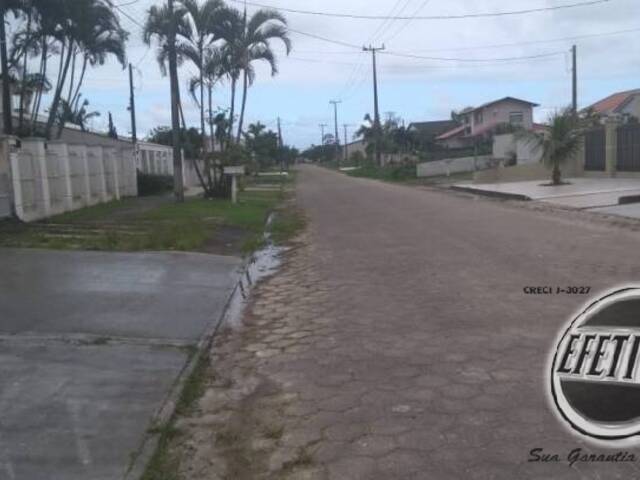 Sobrado para Venda em Centro - 30