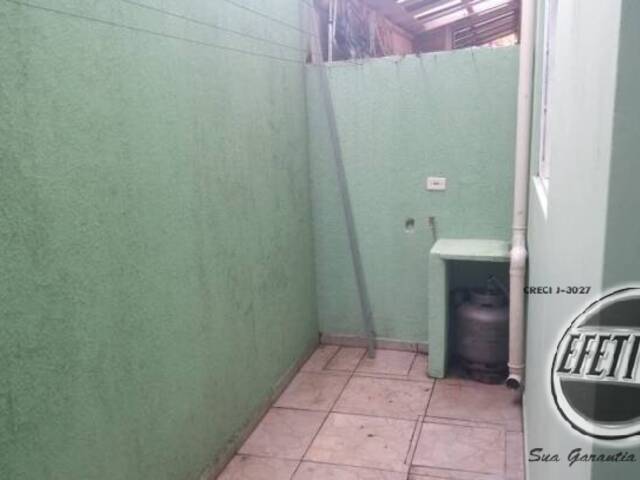 Sobrado para Venda em Centro - 31