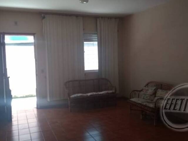 Casa para Venda em Centro - 6