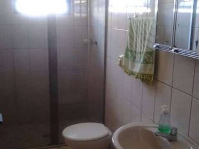 Casa para Venda em Coroados - 24