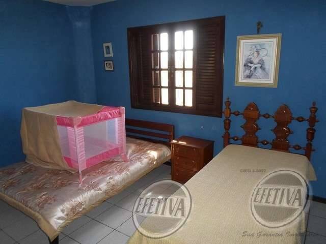 1357R SOBRADO TRIPLEX FRENTE AO MAR GUARATUBA COROADOS