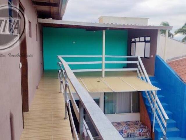 Sobrado para Venda em Figueira - 8
