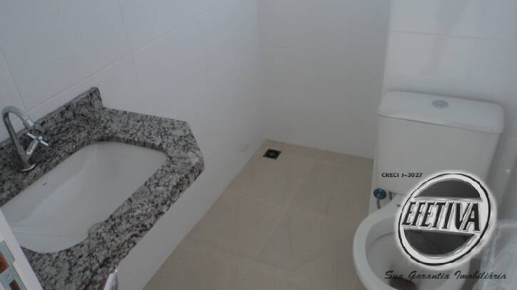 Sobrado para Venda em Guaratuba - 14