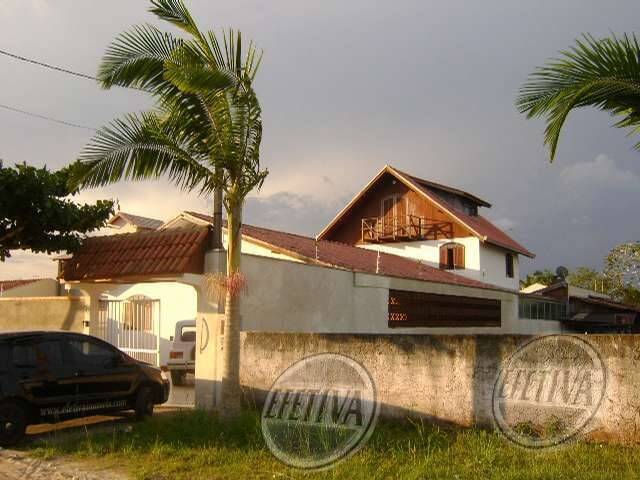 AMPLA RESIDÊNCIA TRIPLEX 