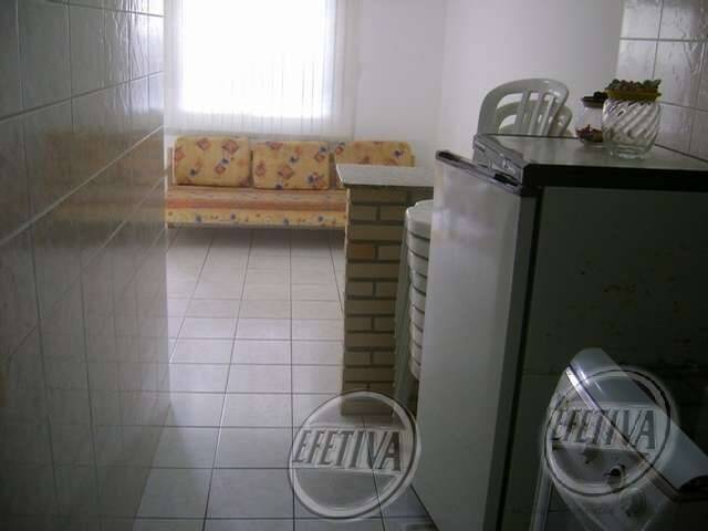 1316R CASA EM COND. EM GUARATUBA PRÓX. À PRAIA