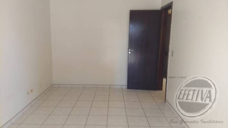 Sobrado para Venda em Guaratuba - 17