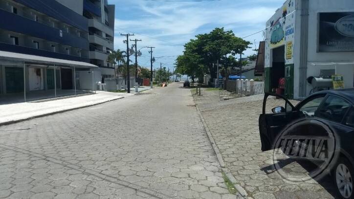 Sobrado para Venda em Guaratuba - 45