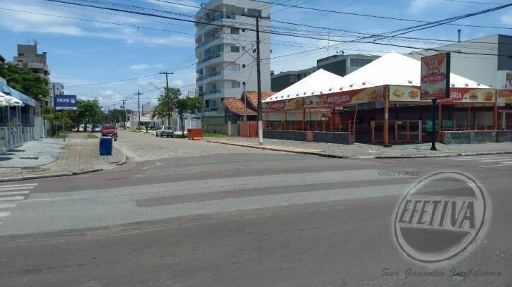 Sobrado para Venda em Guaratuba - 46