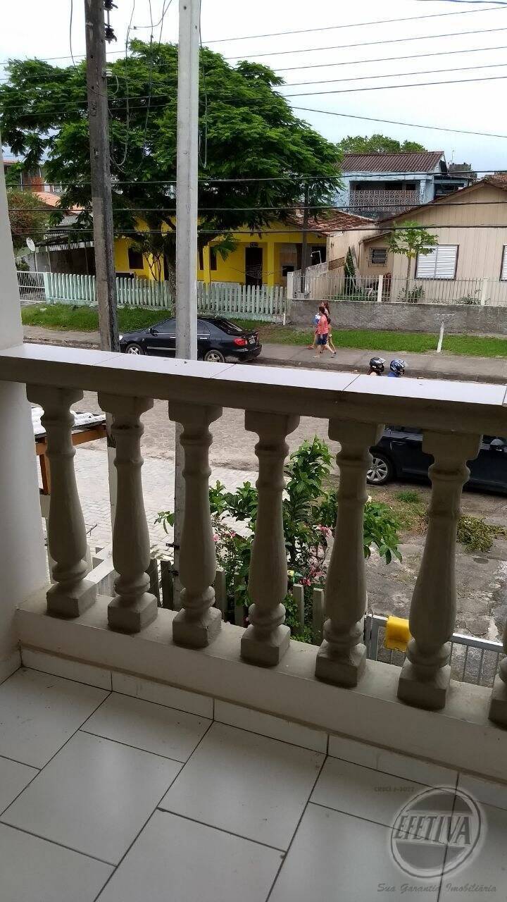 Sobrado para Venda em Guaratuba - 23