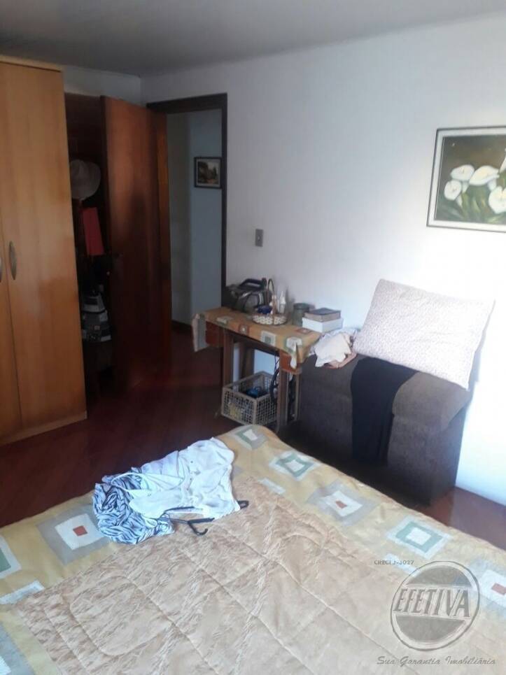 Residência para Venda em Curitiba - 17
