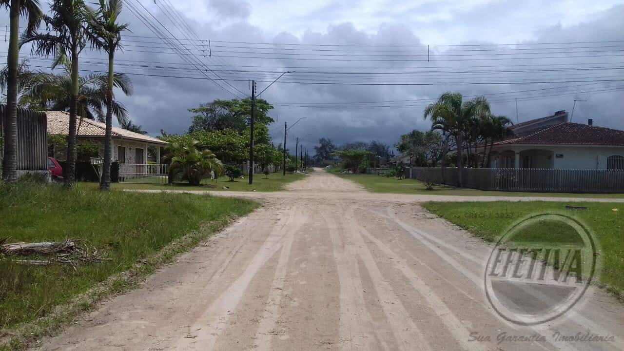 Sobrado para Venda em Guaratuba - 29