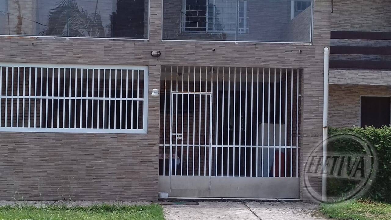 Sobrado para Venda em Guaratuba - 2