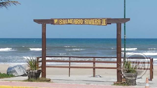Sobrado para Venda em Matinhos - 40