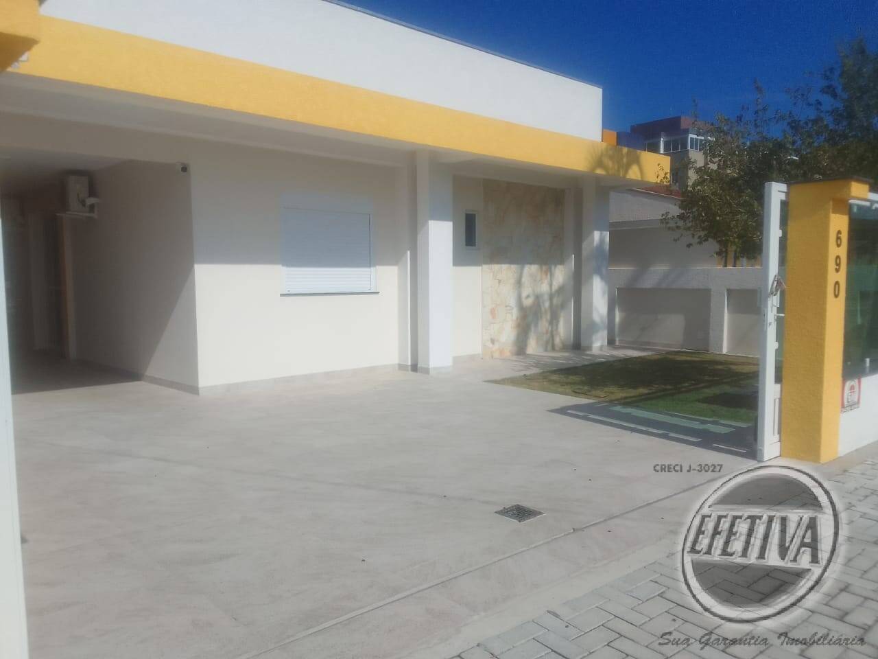 CASA COM 5 QUARTOS DE 225M² - BALNEÁRIO BETARAS - MATINHOS