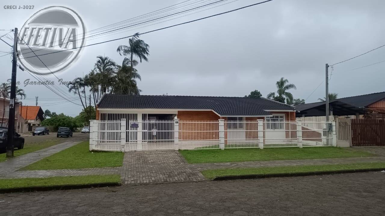 RESIDÊNCIA 150M² - CENTRO - GUARATUBA - PR