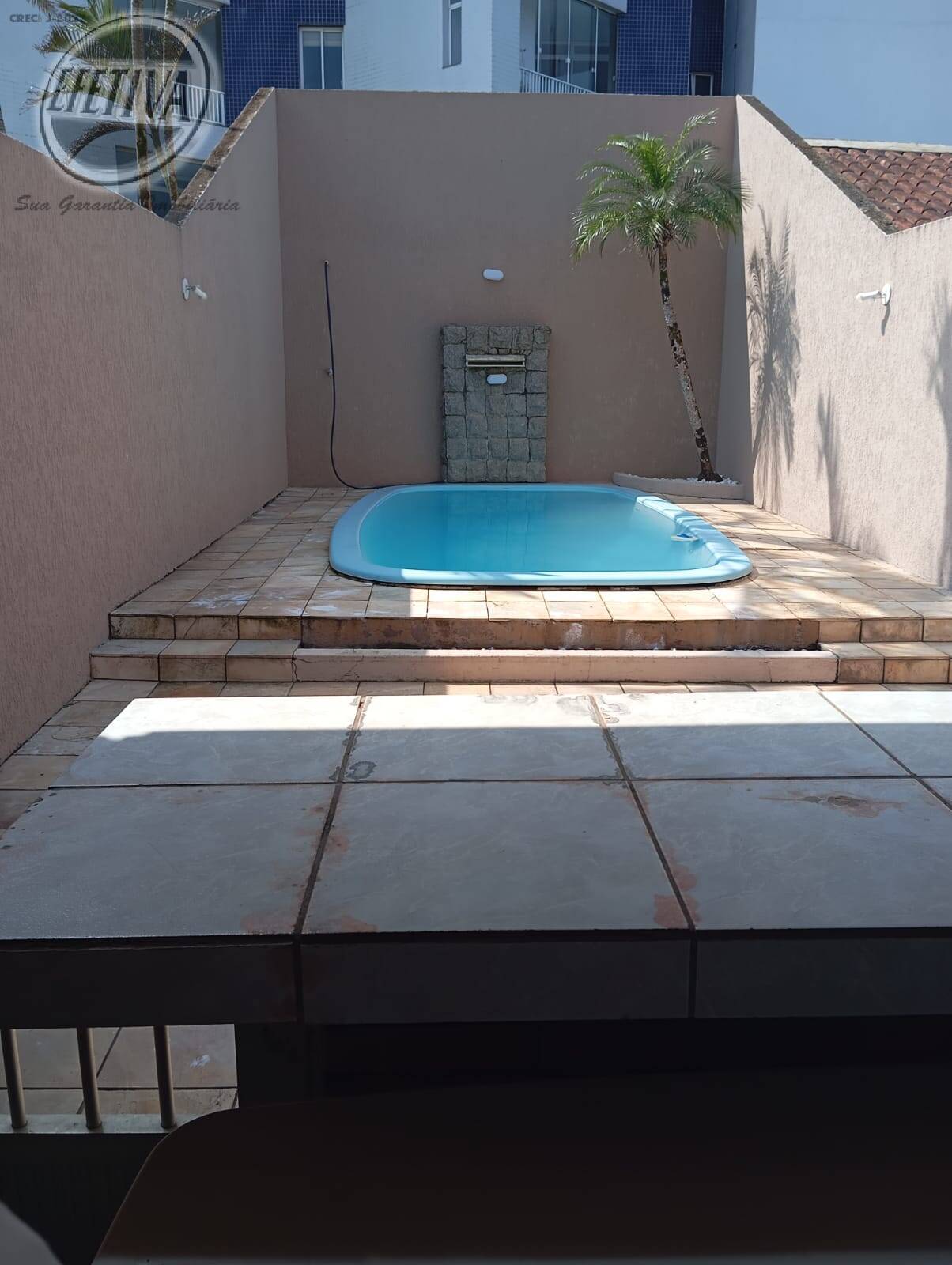 Sobrado para Venda em Matinhos - 22