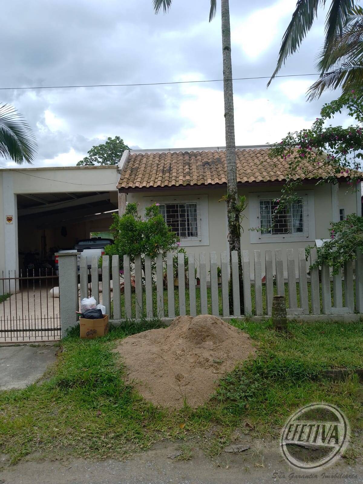 RESIDENCIA 130M² - BALNEARIO SOLYMAR