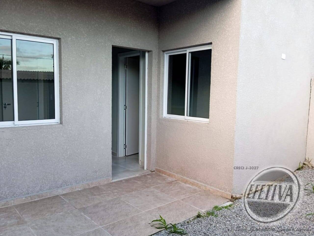 Casa à venda com 3 quartos, 55m² - Foto 15