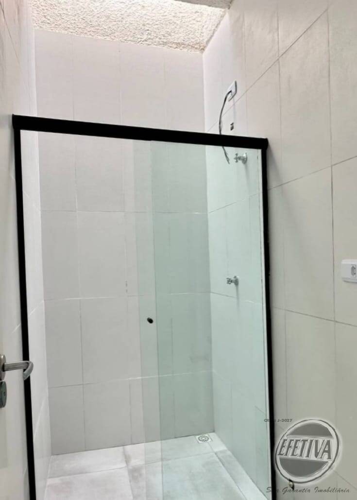 Casa à venda com 3 quartos, 55m² - Foto 12