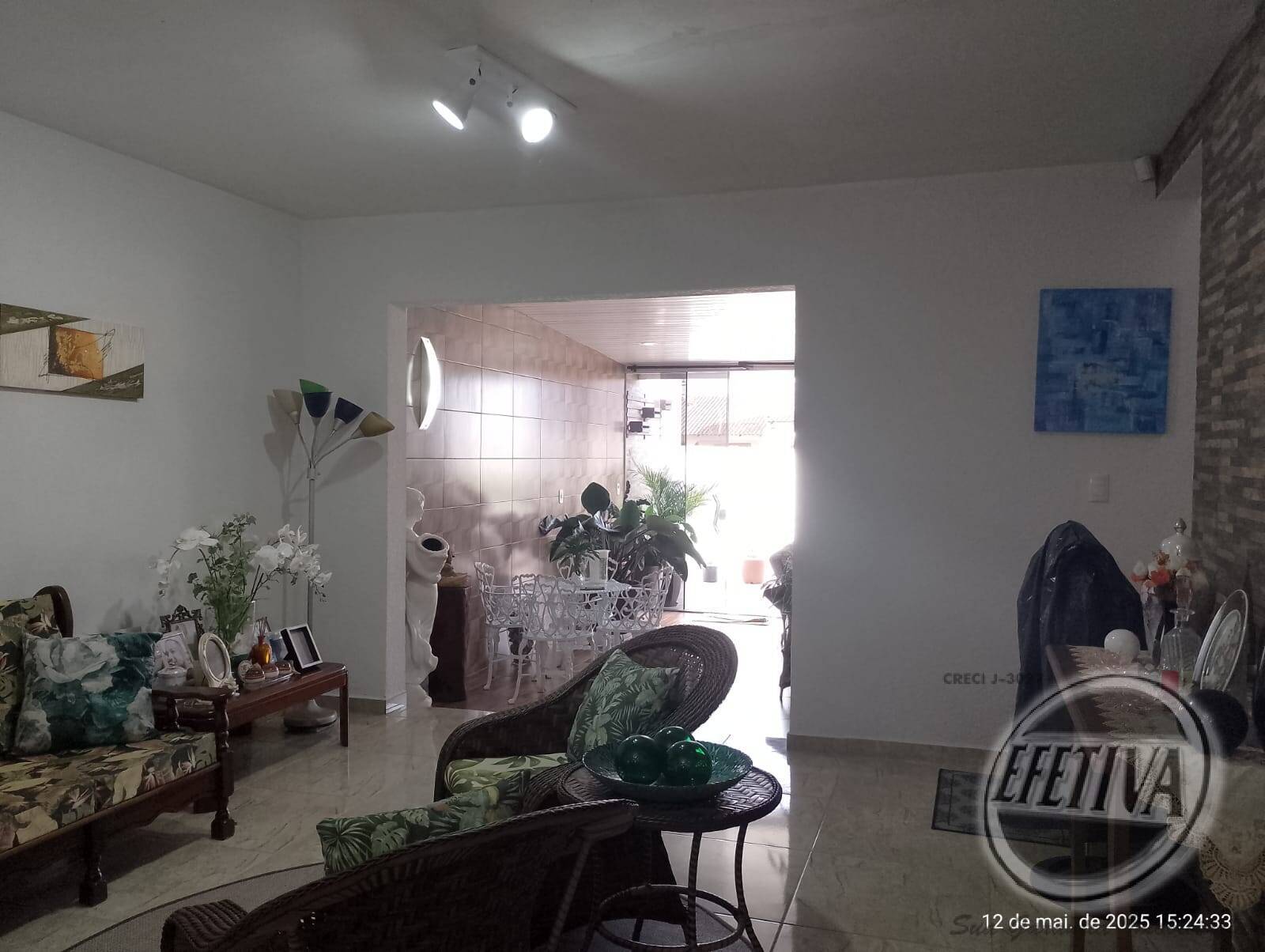 Casa à venda com 3 quartos, 220m² - Foto 18