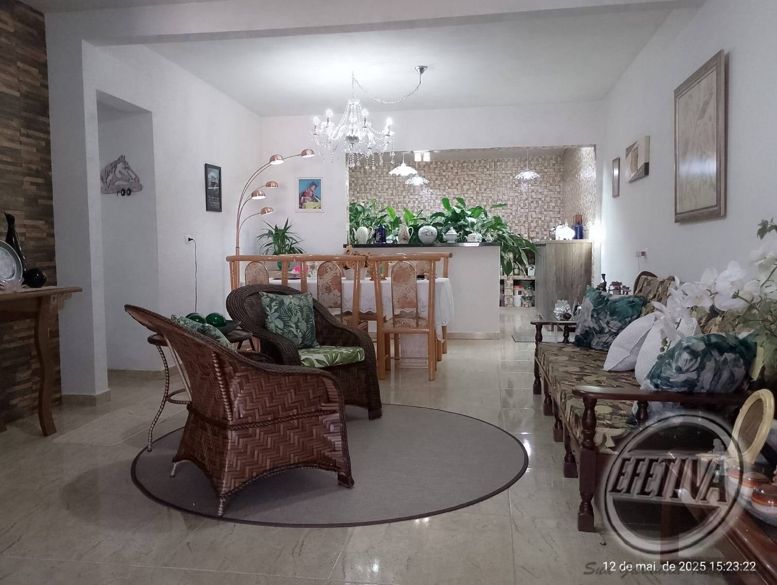 Casa à venda com 3 quartos, 220m² - Foto 20