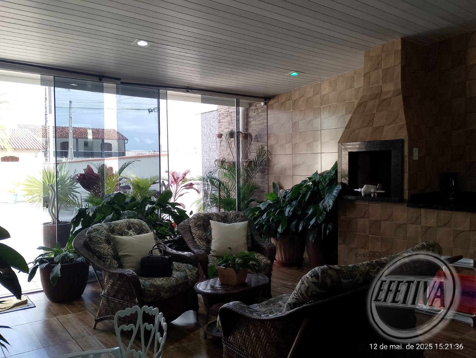 Casa à venda com 3 quartos, 220m² - Foto 6