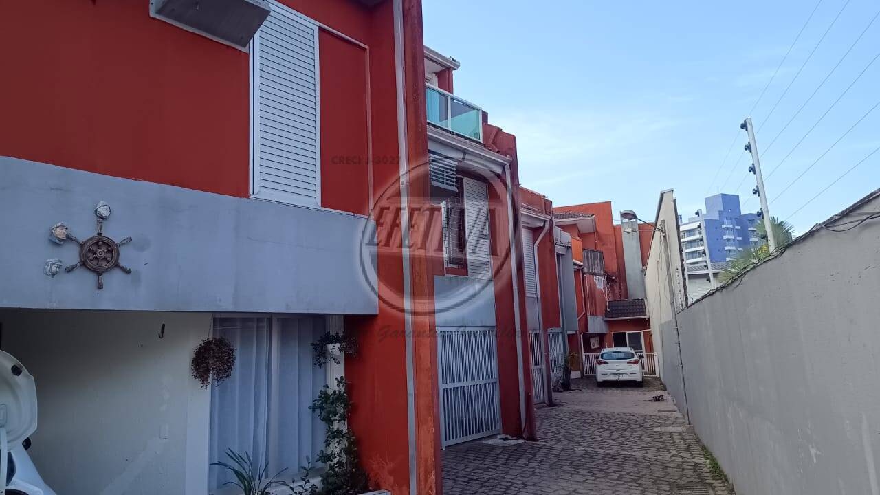 Sobrado, 3 quartos, 117 m² - Foto 1