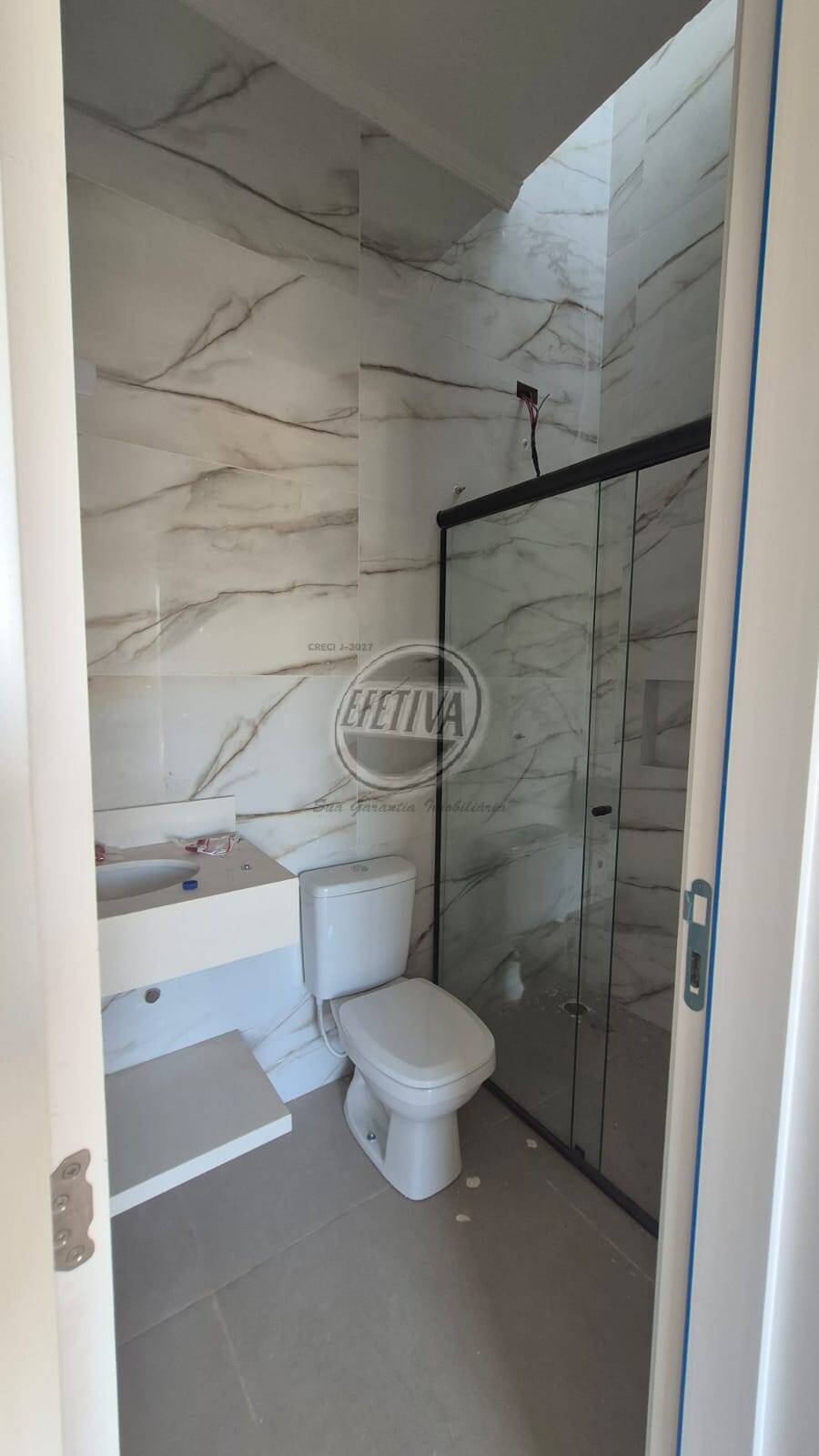Casa à venda com 2 quartos, 55m² - Foto 16