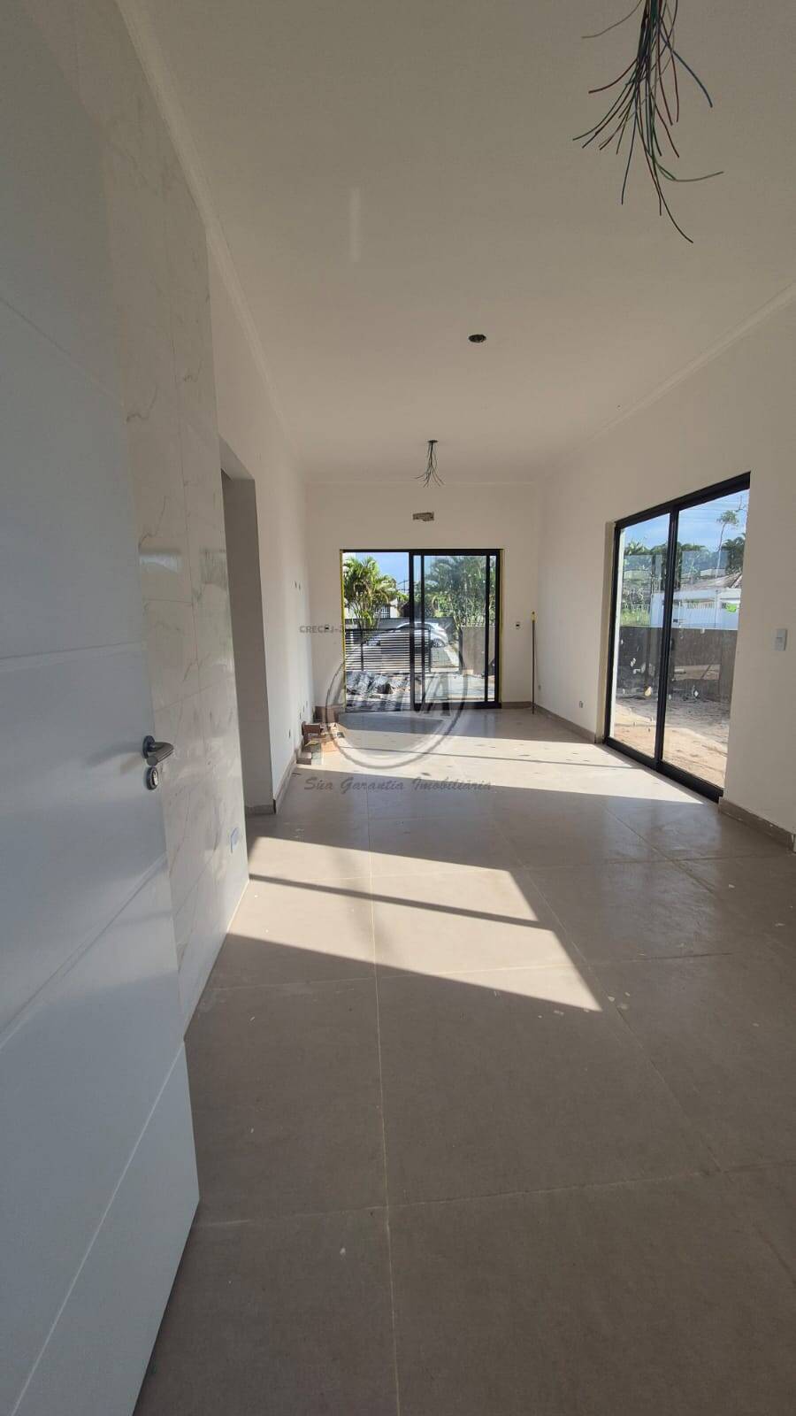 Casa à venda com 2 quartos, 55m² - Foto 7
