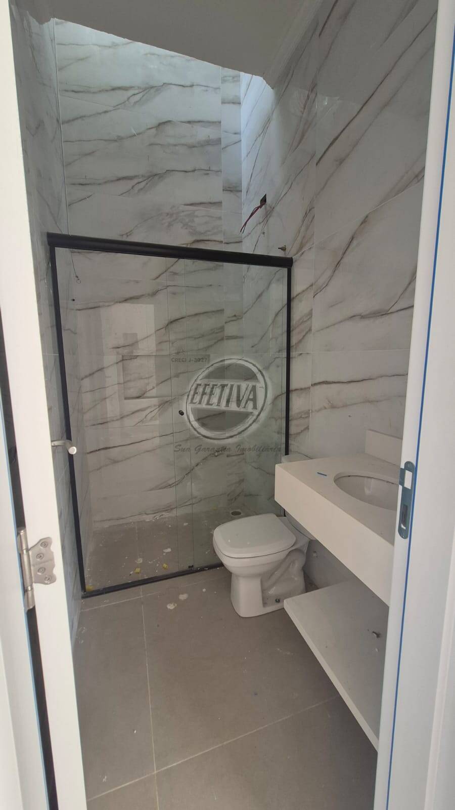 Casa à venda com 2 quartos, 55m² - Foto 17