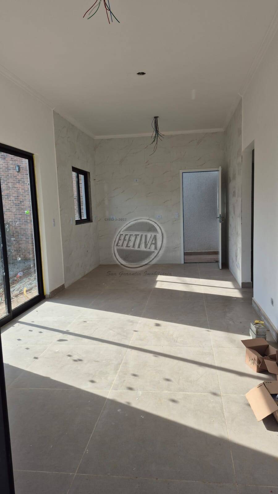 Casa à venda com 2 quartos, 55m² - Foto 11