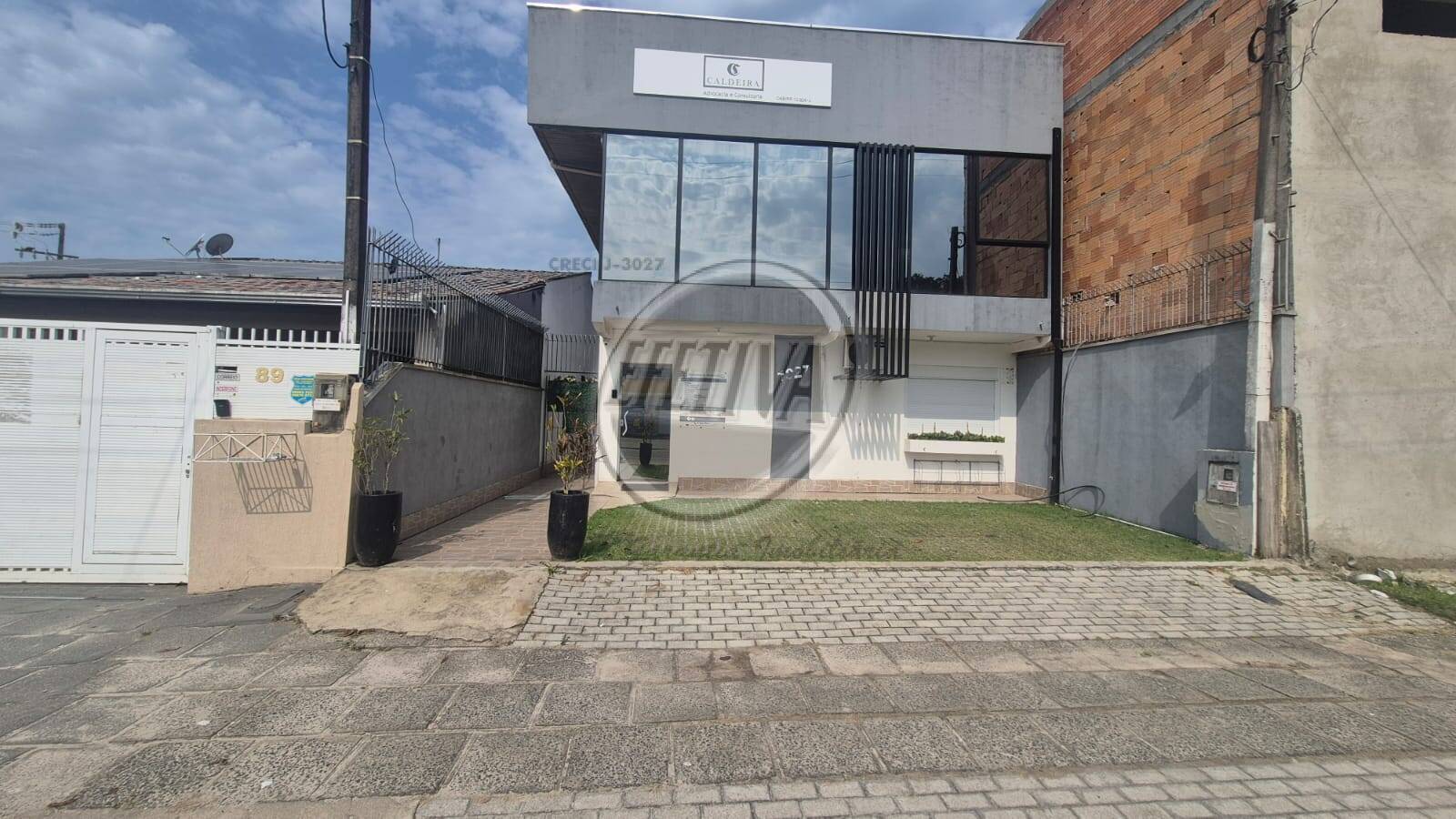 Casa, 4 quartos, 205 m² - Foto 2