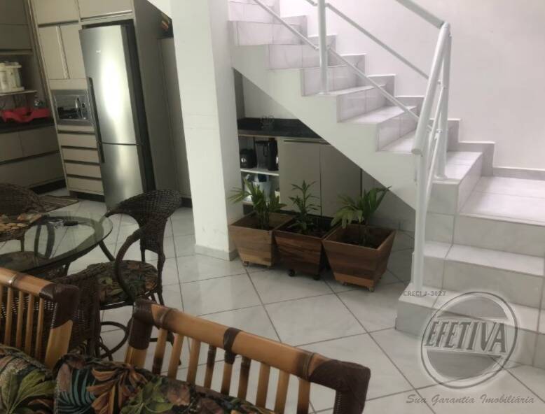 Sobrado para Venda em Matinhos - 7