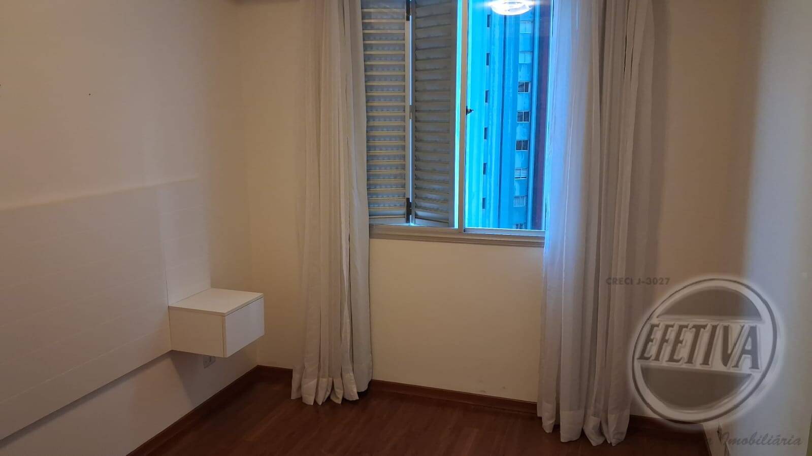 Apartamento para Venda em Curitiba - 32