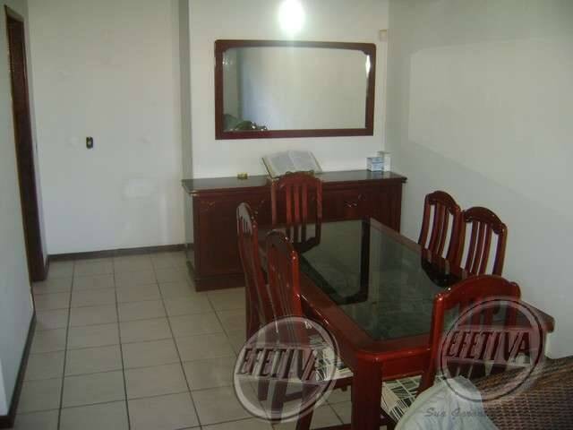 EXCELENTE SOBRADO TRIPLEX