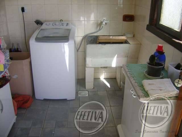 EXCELENTE RESIDÊNCIA COM 280M NO BAIRRO COHAPAR ! Residência