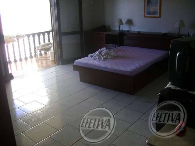 EXCELENTE RESIDÊNCIA COM 280M NO BAIRRO COHAPAR ! Residência