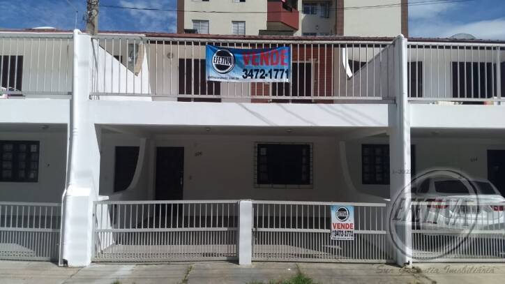 Sobrado para Venda em Guaratuba - 1
