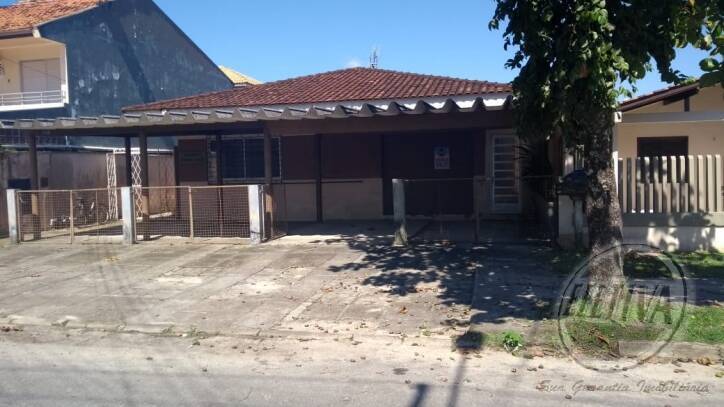 Casa para Venda em Guaratuba - 1