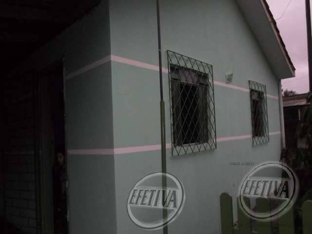 ÓTIMA CASA COM AMPLO TERRENO PARA QUEM QUER RESIDIR EM GUARA