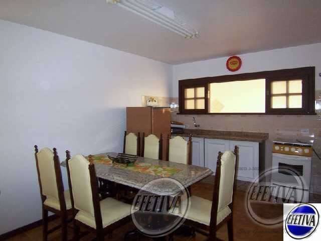 MAGNÍFICA RESIDÊNCIA DUPLEX 400M NA ÁREA NOBRE DE GUARATUBA 