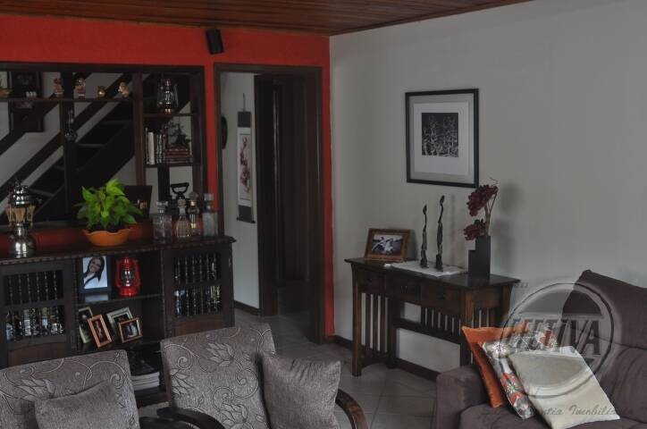 1658R CASA CENTRO DE AGUDOS DO SUL